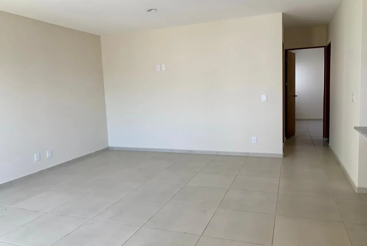 Sala comedor de departamento en venta en Parques del Bosque