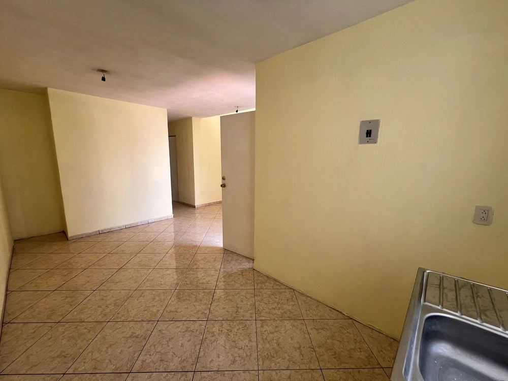 Casa en venta en Real del Valle Tlajomulco con 2 recámaras y cocher